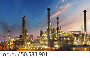 Oil Industry - refinery factory. Стоковое фото, агентство Ingram Publishing / Фотобанк Лори