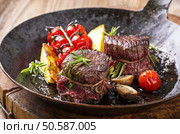 venison medallions. Стоковое фото, агентство Ingram Publishing / Фотобанк Лори