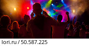youth in the music entertainment nightclub shows and dances. Стоковое фото, агентство Ingram Publishing / Фотобанк Лори