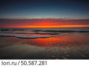 Beautiful cloudscape over the sea, sunrise shot. Стоковое фото, агентство Ingram Publishing / Фотобанк Лори