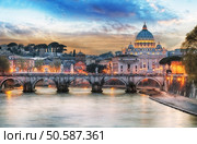 Tiber and St Peter Basilica in Vatican with rainbow, Rome. Стоковое фото, агентство Ingram Publishing / Фотобанк Лори
