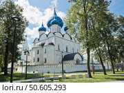 Собор Рождества Пресвятой Богородицы. Суздальский кремль. Город Суздаль. Золотое Кольцо. Россия. Редакционное фото, фотограф E. O. / Фотобанк Лори