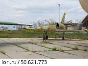 Aero L-39 Albatros чехословацкий учебно-боевой самолёт, на территории музея клуба Юный Ястреб . Волгоградская область, Средняя Ахтуба, Россия. (2024 год). Редакционное фото, фотограф Андрей Цыганков / Фотобанк Лори