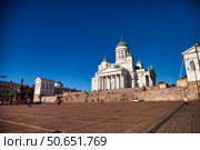 Esplanade and Helsinki Cathedral in Senate Square, Helsinki, Finland (2024 год). Редакционное фото, фотограф Aleksandr Golubev / Фотобанк Лори