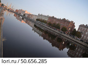 Лодки на реке Фонтанке у моста Ломоносова , Санкт-Петербург. Редакционное фото, фотограф Сергеев Валерий / Фотобанк Лори