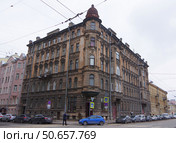 Доходный дом П.Ф. Дыренкова. Санкт-Петербург, 4-я Советская улица, 46 / Мытнинская улица, 8 (2021 год). Редакционное фото, фотограф Алексей Иванов / Фотобанк Лори