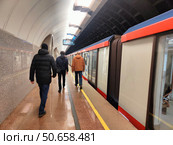 Станция метро "Рижская" на Большой кольцевой линии Москвы. Редакционное фото, фотограф Мария Сергеева / Фотобанк Лори