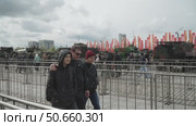 Queue for inspection and exhibition (2024 год). Редакционное видео, видеограф Потийко Сергей / Фотобанк Лори