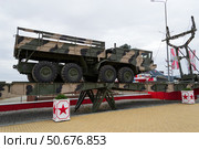 Военный артиллерийский тягач БАЗ-6953 в парке Патриот, Ростовская область, Каменск-Шахтинский, Россия (2020 год). Редакционное фото, фотограф Андрей Цыганков / Фотобанк Лори