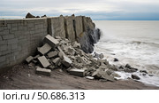 coastal crumble wall ai generated. Стоковое AI-изображение, AI-художник Vectorwin / Фотобанк Лори