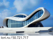 Heydar aliyev center exhibiting modern architecture in baku, azerbaijan. Стоковое AI-изображение, AI-художник Иван Рябоконь / Фотобанк Лори