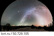 Ghostly glows of a truly dark Sky Alan Dyer/Stocktrek Images. Стоковое фото, агентство ТАСС / Фотобанк Лори