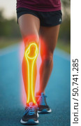 Runner with highlighted leg bones on track. Стоковое AI-видео, аниматор Sergey Grishin / Фотобанк Лори