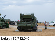 Самоходный зенитный ракетный комплекс ТОР-М2 для уничтожения самолётов и беспилотных летательных аппаратов. Средняя Ахтуба, Волгоградская область, Россия. (2020 год). Редакционное фото, фотограф Андрей Цыганков / Фотобанк Лори