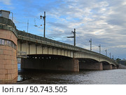 Liteyny Bridge. In 1903 in connection with celebration of 200th anniversary of St. Petersburg Bridge renamed Alexandrovsky Bridge - in honour of Emperor Alexander II, and after revolution became again named Liteyny Bridge. Редакционное фото, фотограф Валерия Попова / Фотобанк Лори