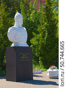Скульптура Александра Невского, Тула. Редакционное фото, фотограф Инна Грязнова / Фотобанк Лори