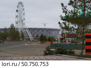 Вид на парк ЦПКиО и стадион Арена, поздняя осень. Волгоград, Россия. (2019 год). Редакционное фото, фотограф Андрей Цыганков / Фотобанк Лори