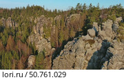 Aerial view of Adrspach-Teplice Rocks (2023 год). Стоковое видео, видеограф Михаил Коханчиков / Фотобанк Лори