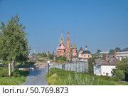 Природно-ландшафтный парк Зарядье в центре Москвы, Россия (2024 год). Редакционное фото, фотограф Елена Коромыслова / Фотобанк Лори