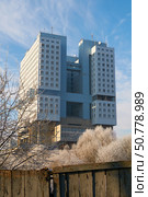 Вид на Дом Советов. Калининград (2011 год). Редакционное фото, фотограф Сергей Куров / Фотобанк Лори