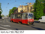 Трамвай ТС-77 №3613, Боткинская улица, Санкт-Петербург (2021 год). Редакционное фото, фотограф Алексей Иванов / Фотобанк Лори