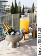 An Elegant Beverage Display Featuring Chilled Drinks and Refreshing Juice, Perfect for Any Celebration or Gathering in a Sophisticated Setting. Стоковое фото, фотограф Башкирова Анна / Фотобанк Лори
