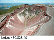 Aerial view of rhyolite dome complex, Mount Tarawera volcano, New Zealand. Стоковое фото, фотограф Richard Roscoe/Stocktrek Images / ТАСС / Фотобанк Лори