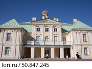 Ораниенбаум, главный дом дворца Меншикова. Редакционное фото, фотограф Дмитрий Неумоин / Фотобанк Лори
