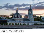 Москва. Храм Николая Мирликийского в Заяицком. Редакционное фото, фотограф Литвяк Игорь / Фотобанк Лори