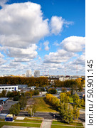 Здания на улице Пермякова. Город Тюмень (2018 год). Стоковое фото, фотограф Александр Тараканов / Фотобанк Лори