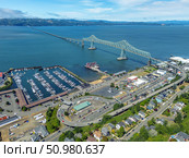 Astoria Megler Bridge Columbia river Pacific Northwest. Стоковое фото, фотограф Mark Agnor / Фотобанк Лори