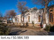 View of the building of the Sitorai Mokhi Khosa Palace, the country residence of the Emir of Bukhara, on a sunny day, Bukhara, Uzbekistan. Стоковое фото, фотограф Ula Ulachka / Фотобанк Лори