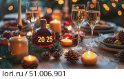 Observe a beautifully arranged holiday table adorned with sparkling drinks, glowing candles, and charming decorations creating a festive atmosphere. Стоковое AI-видео, аниматор Данила Большаков / Фотобанк Лори