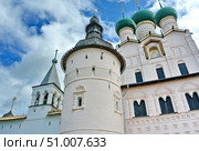 Ростовский Кремль. Успенский собор (собор Успения Пресвятой Богородицы). Золотое кольцо России. Ростов Великий (2015 год). Стоковое фото, фотограф Сергей Елизарьев / Фотобанк Лори