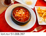 Portion of just cooked Osmanli kebab. Стоковое фото, фотограф Яков Филимонов / Фотобанк Лори