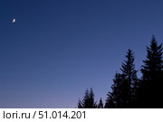 Moon, Venus and Jupiter Conjunction. Стоковое фото, фотограф Yuichi Takasaka/Stocktrek Images / ТАСС / Фотобанк Лори