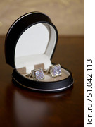 Men's elegant cufflinks with rhinestones in a box. Стоковое фото, фотограф Наталия Кирсанова / Фотобанк Лори