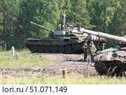 Военнослужащие на учебном полигоне (2018 год). Редакционное фото, фотограф Людмила Ефимова / Фотобанк Лори