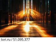 Light Beams Illuminate the Interior of a Cathedral During Early Morning Hours. Стоковое AI-изображение, AI-художник Юлия Гапеенко / Фотобанк Лори