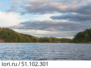 Lake Ladoga near the village Lumivaara on a sunny autumn day, Ladoga skerries, Lakhdenpokhya, Republic of Karelia, Russia. Стоковое фото, фотограф Ula Ulachka / Фотобанк Лори