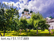 Ростовский Кремль, церковь Григория Богослова , Ростов Великий, Ярославская область. Стоковое фото, фотограф Baturina Yuliya / Фотобанк Лори