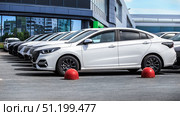 Cars for sale in a row. Стоковое фото, фотограф Юрий Бизгаймер / Фотобанк Лори