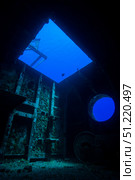 A look inside the USS Kittiwake shipwreck. Jennifer Idol/Stocktrek Images/TASS. Стоковое фото, агентство ТАСС / Фотобанк Лори