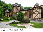 The old building of the Institute of Mechanotherapy (2023 год). Стоковое фото, фотограф Юлия Белоусова / Фотобанк Лори
