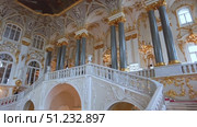 Saint-Petersburg, Russia - May 18th, 2022. Interiors of the State Hermitage Museum. Редакционное видео, видеограф Denis Vostrikov / Фотобанк Лори