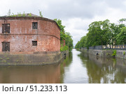 Obvodny Canal in Kronstadt. Стоковое фото, фотограф Мария Паина / Фотобанк Лори