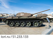 Советский средний танк Т-44М на территории музейного  комплекса. Верхняя Пышма. Редакционное фото, фотограф Виктор Карасев / Фотобанк Лори