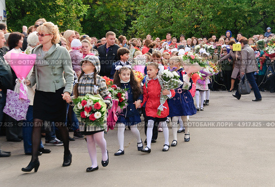 1 сентября (2012 год). Редакционное фото, фотограф Алёшина Оксана / Фотобанк Лори
