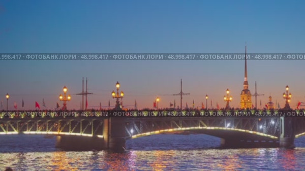 4k, view on Trinity bridge and Peter and Paul fortress, Neva river, Saint-Petersburg, Russia (2022 год). Стоковое видео, видеограф Сергей Богомяко / Фотобанк Лори