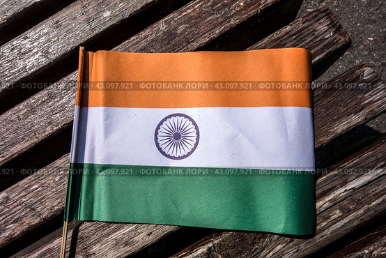 A paper Indian flag. Стоковое фото, фотограф Iva Noel / Фотобанк Лори